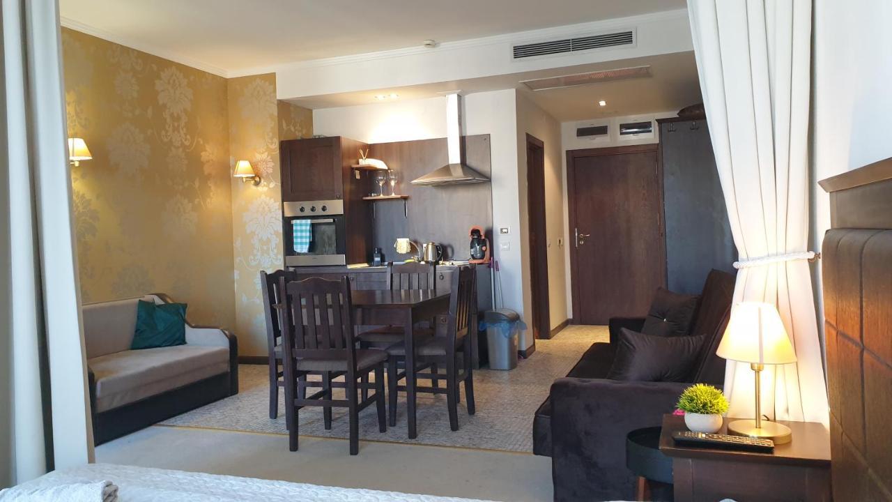 Royal Beach Private Apartments Pantai Sunny Luaran gambar