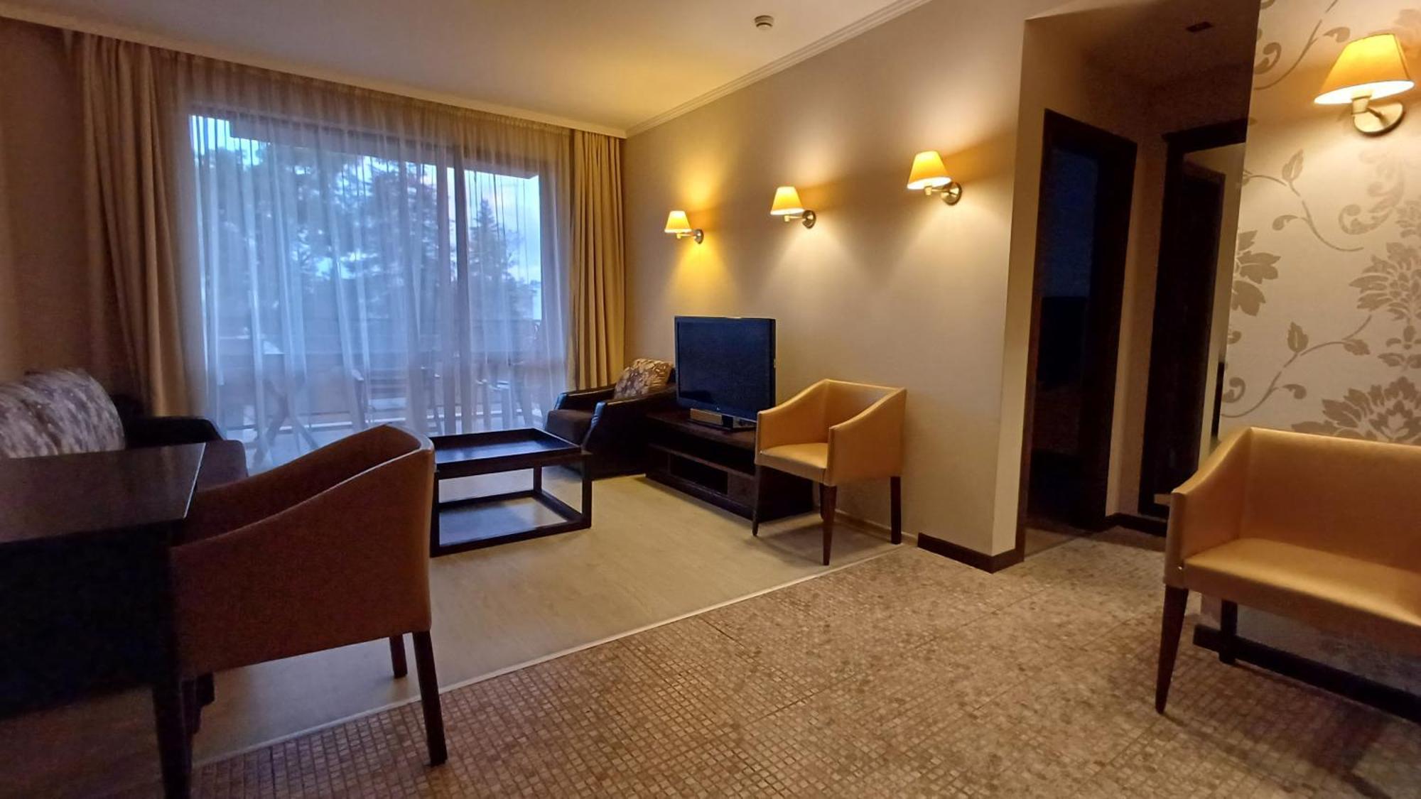 Royal Beach Private Apartments Pantai Sunny Luaran gambar